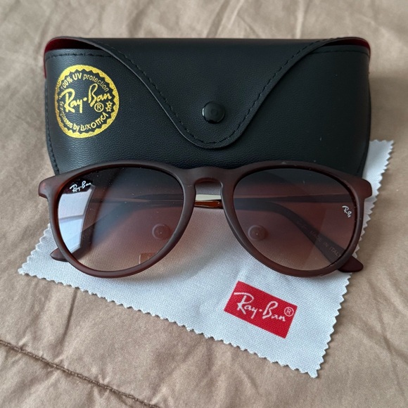 Sunglasses - Picture 7 of 7